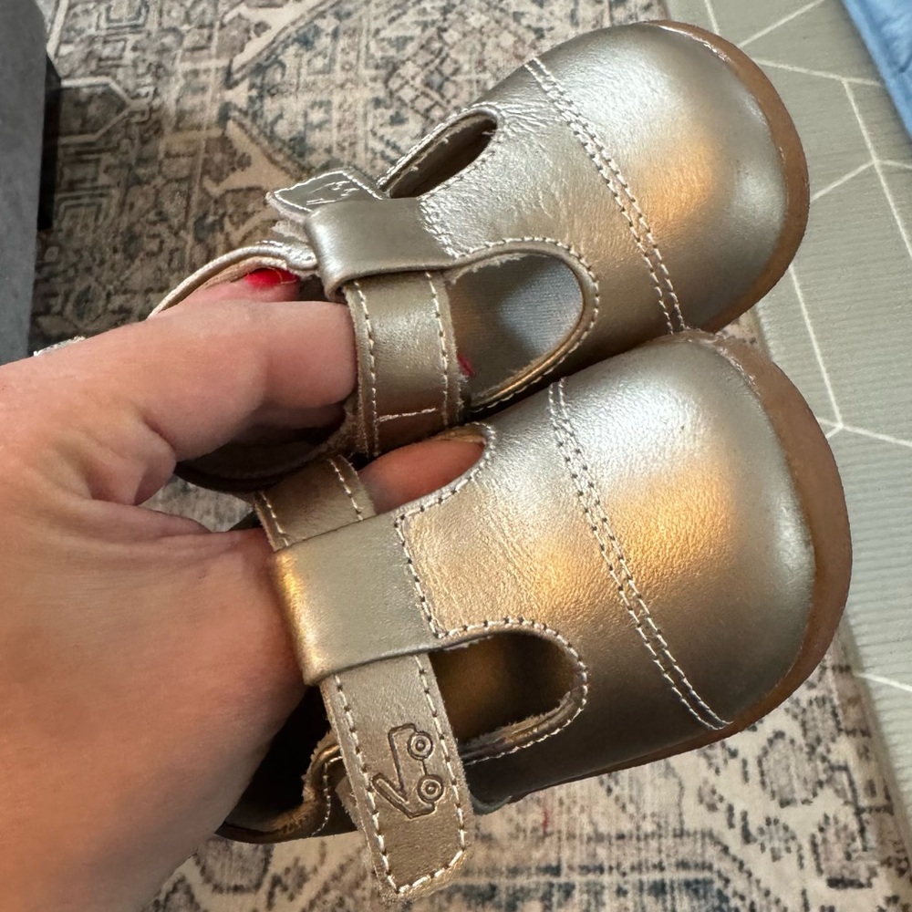ianca Mini (First Walker) Gold size 4
